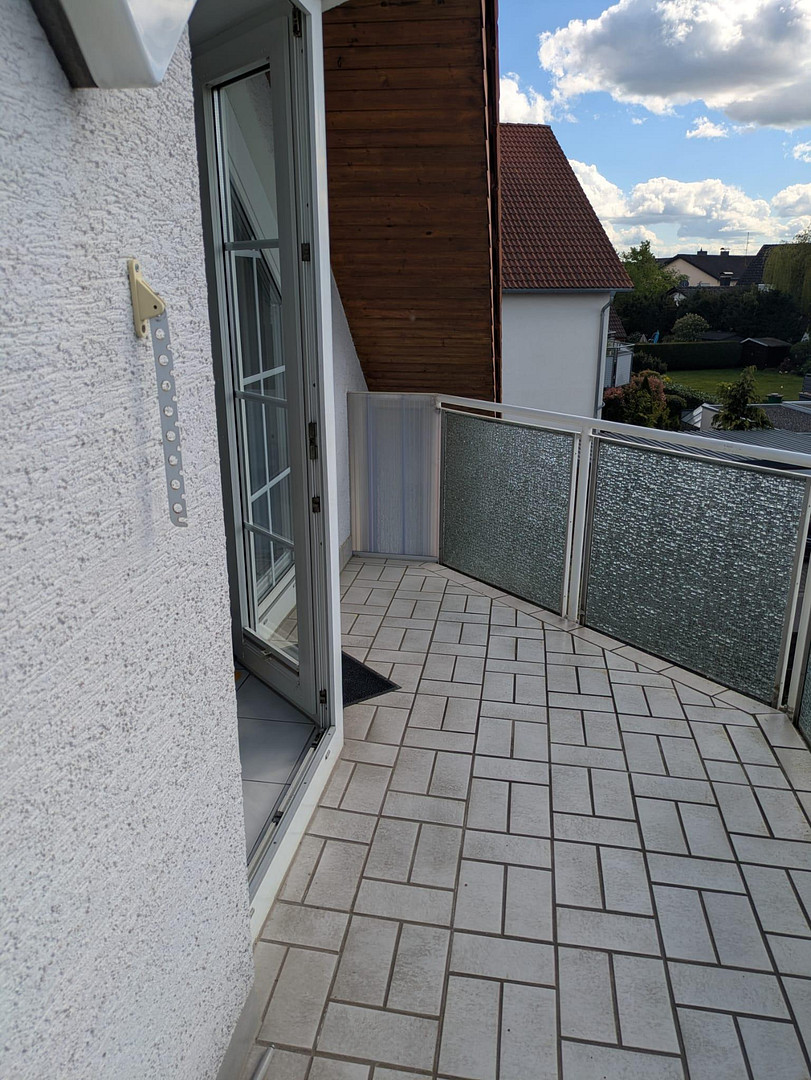 Attraktive, sanierte 2-Zimmer-Dachgeschosswohnung mit Balkon, Garage und Einbauküche – Seligenstädter Str. 21, 63322 Rödermark(Ober-Roden) – Vorschaubild 17