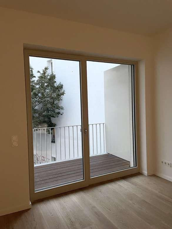 Graefekiez: Hochwertiger Neubau (2022) mit Balkon, Einbauküche und ruhiger Innenhoflage – Urbanstraße 52, 10967 Berlin(Kreuzberg) – Vorschaubild 2