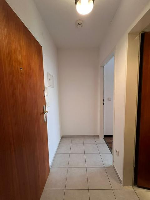1-Zimmer Appartement mit großem Balkon und Weitblick.. – Herschelstraße 28, 85057 Ingolstadt – Vorschaubild 4