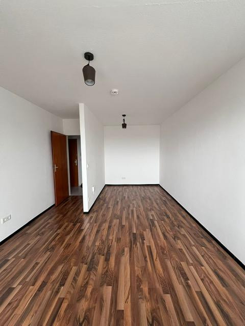 1-Zimmer Appartement mit großem Balkon und Weitblick.. – Herschelstraße 28, 85057 Ingolstadt – Vorschaubild 3