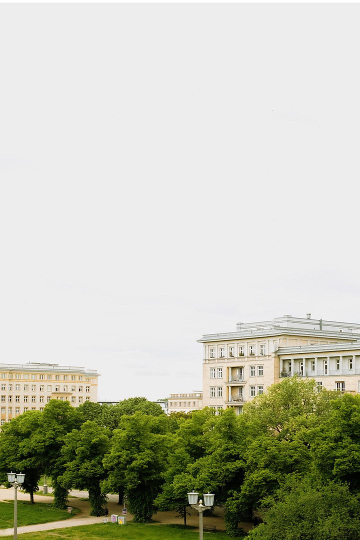 Provisionsfrei - bezugsfreie sorgsam renovierte Wohnung im Baudenkmal im 4. OG mit Aufzug & Balkon – Berlin(Friedrichshain) – Vorschaubild 10