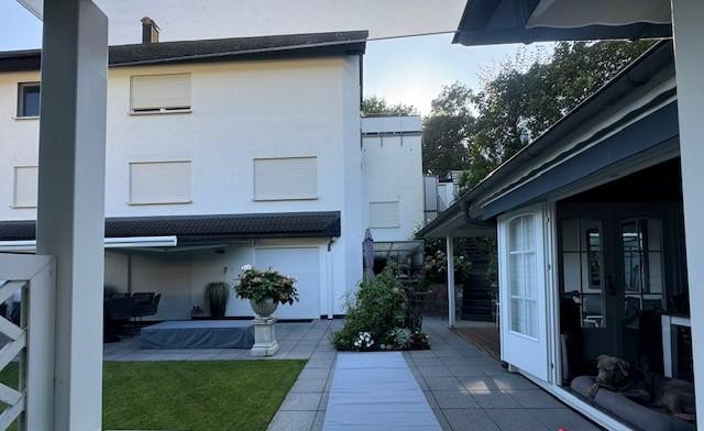 Keine Courtage! Luxuriöses Haus am Wald und doch in der Stadt- ruhige Toplage, vielseitig nutzbar – Saarbrücken(Neuscheidt) – Vorschaubild 16
