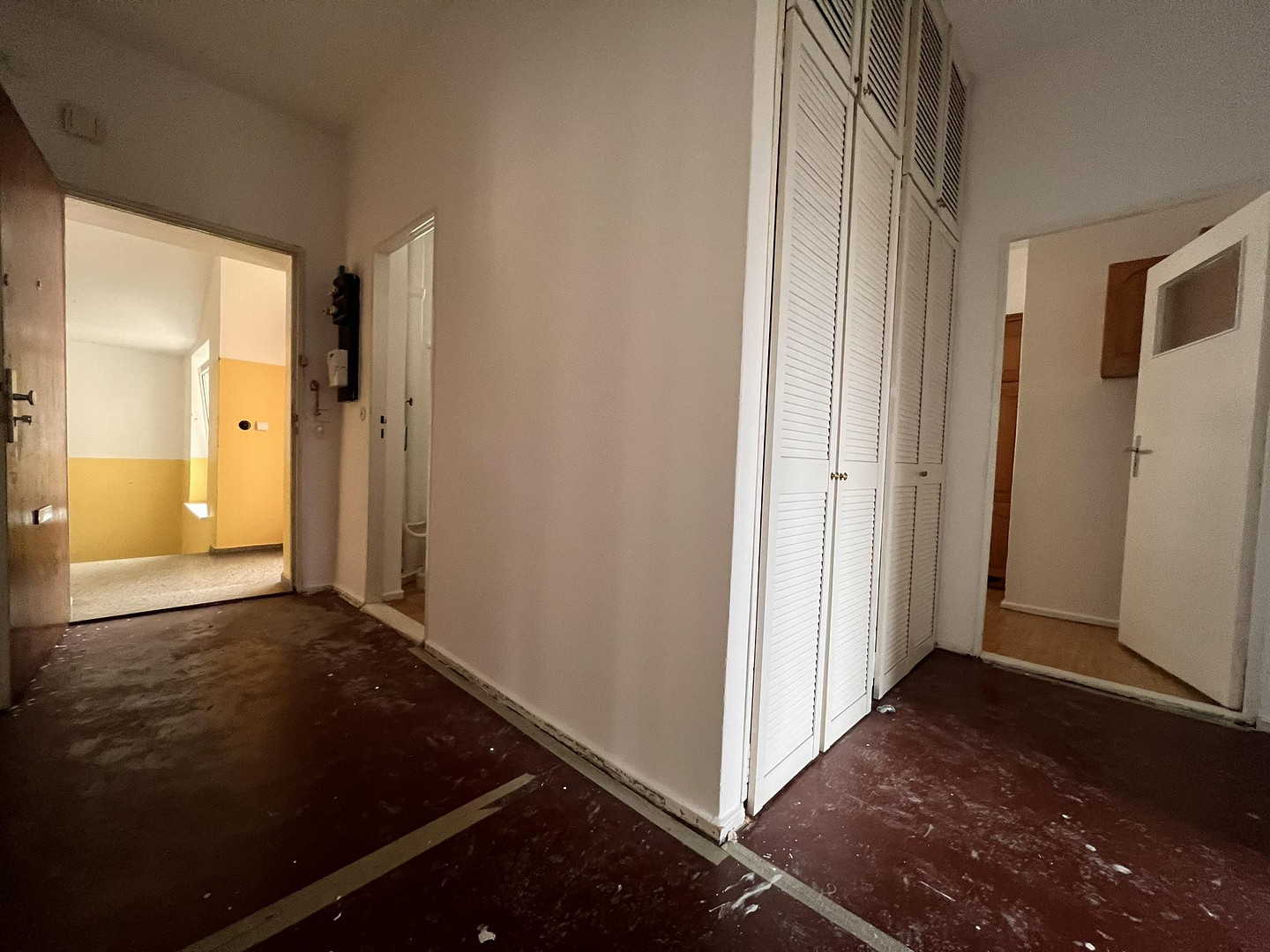 Top Lage!!! Wohnen am Rüdesheimerplatz - freie helle 2 Zimmerwohnung mit viel Potential – Eberbacher Str 3, 14197 Berlin(Wilmersdorf) – Vorschaubild 9