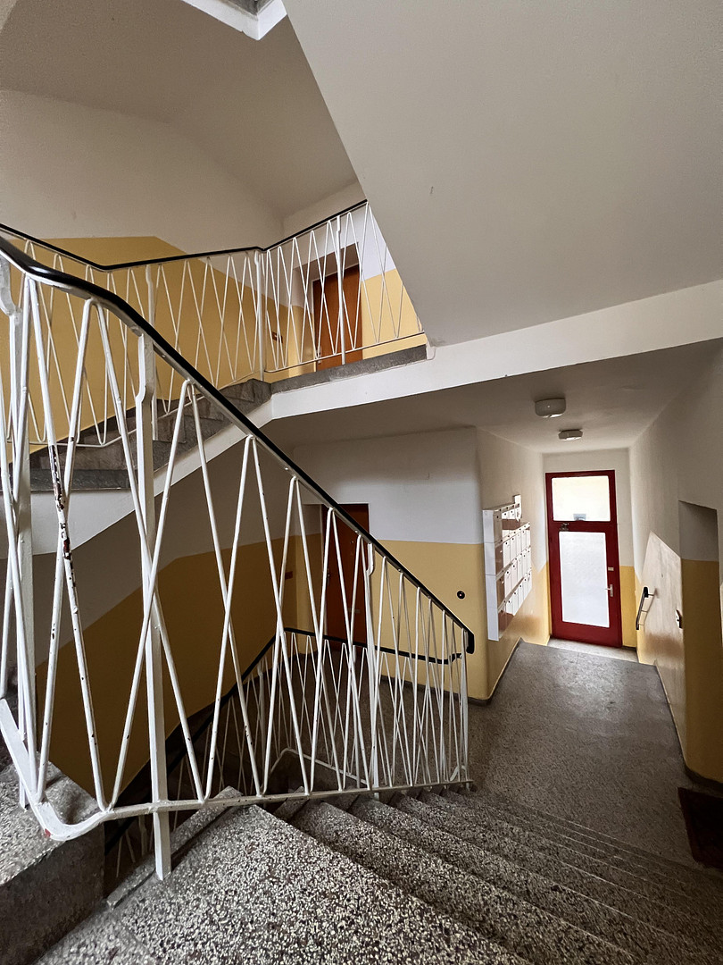 Top Lage!!! Wohnen am Rüdesheimerplatz - freie helle 2 Zimmerwohnung mit viel Potential – Eberbacher Str 3, 14197 Berlin(Wilmersdorf) – Vorschaubild 5