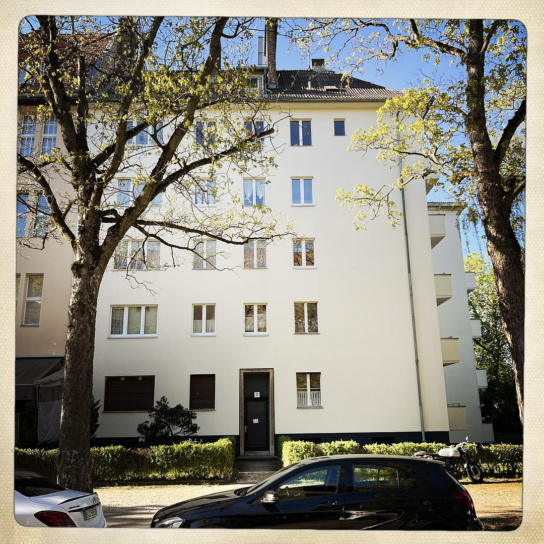 Top Lage!!! Wohnen am Rüdesheimerplatz - freie helle 2 Zimmerwohnung mit viel Potential – Eberbacher Str 3, 14197 Berlin(Wilmersdorf) – Vorschaubild 2