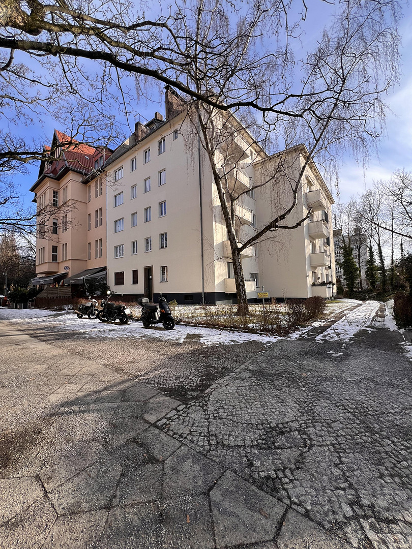 Top Lage!!! Wohnen am Rüdesheimerplatz - freie helle 2 Zimmerwohnung mit viel Potential – Eberbacher Str 3, 14197 Berlin(Wilmersdorf) – Vorschaubild 4