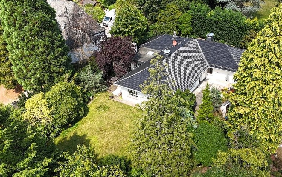 Exklusive Villa in Königsteins Bestlage – großzügig und mit außergewöhnlichem Entwicklungspotenzial – Königstein(Königstein im Taunus) – Vorschaubild 9