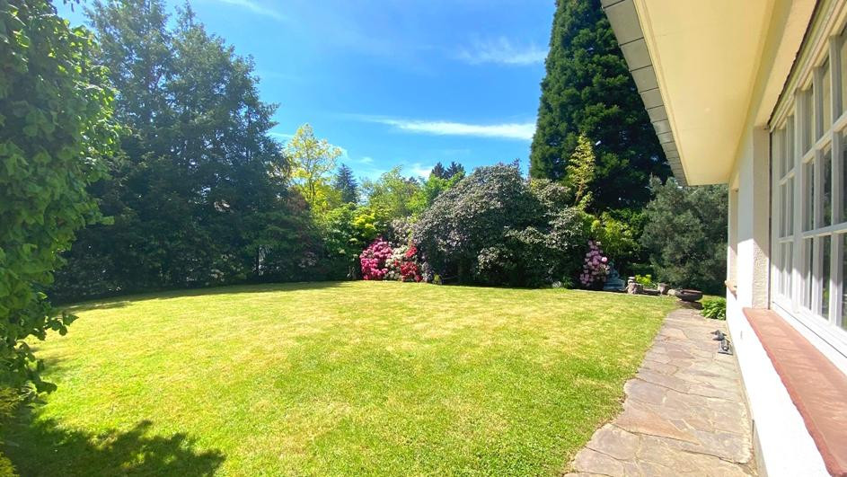 Exklusive Villa in Königsteins Bestlage – großzügig und mit außergewöhnlichem Entwicklungspotenzial – Königstein(Königstein im Taunus) – Vorschaubild 4