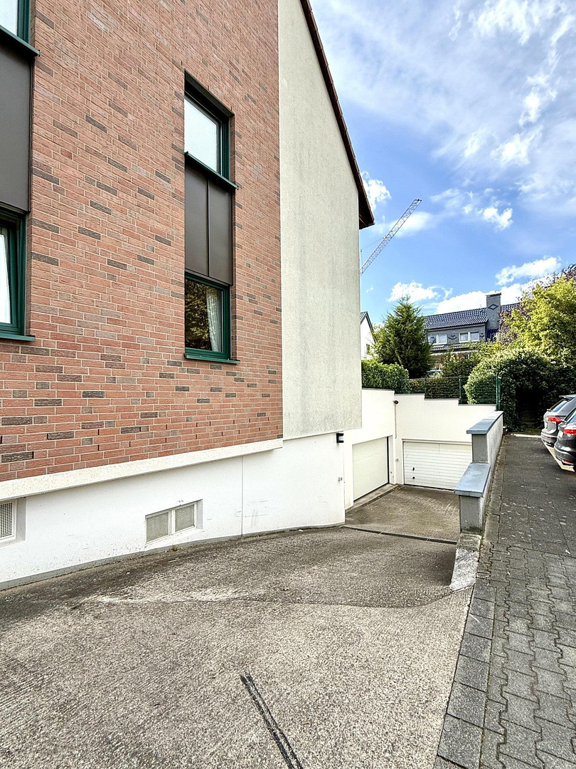 3-Zimmerwohnung mit Sonnenbalkon & TG-Stellplatz - Erstbezug nach Kernsanierung – Düsseldorf(Holthausen) – Vorschaubild 4