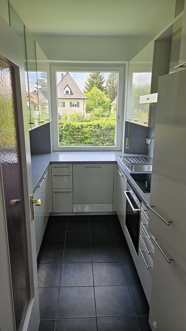 Sehr ruhige und sehr gut geschnittene 111 qm 3-Zimmer-Wohnung in Alt-Laim, wunderschöner Ausblick – Camerloherstr. 124, 80689 München(Laim) – Vorschaubild 11