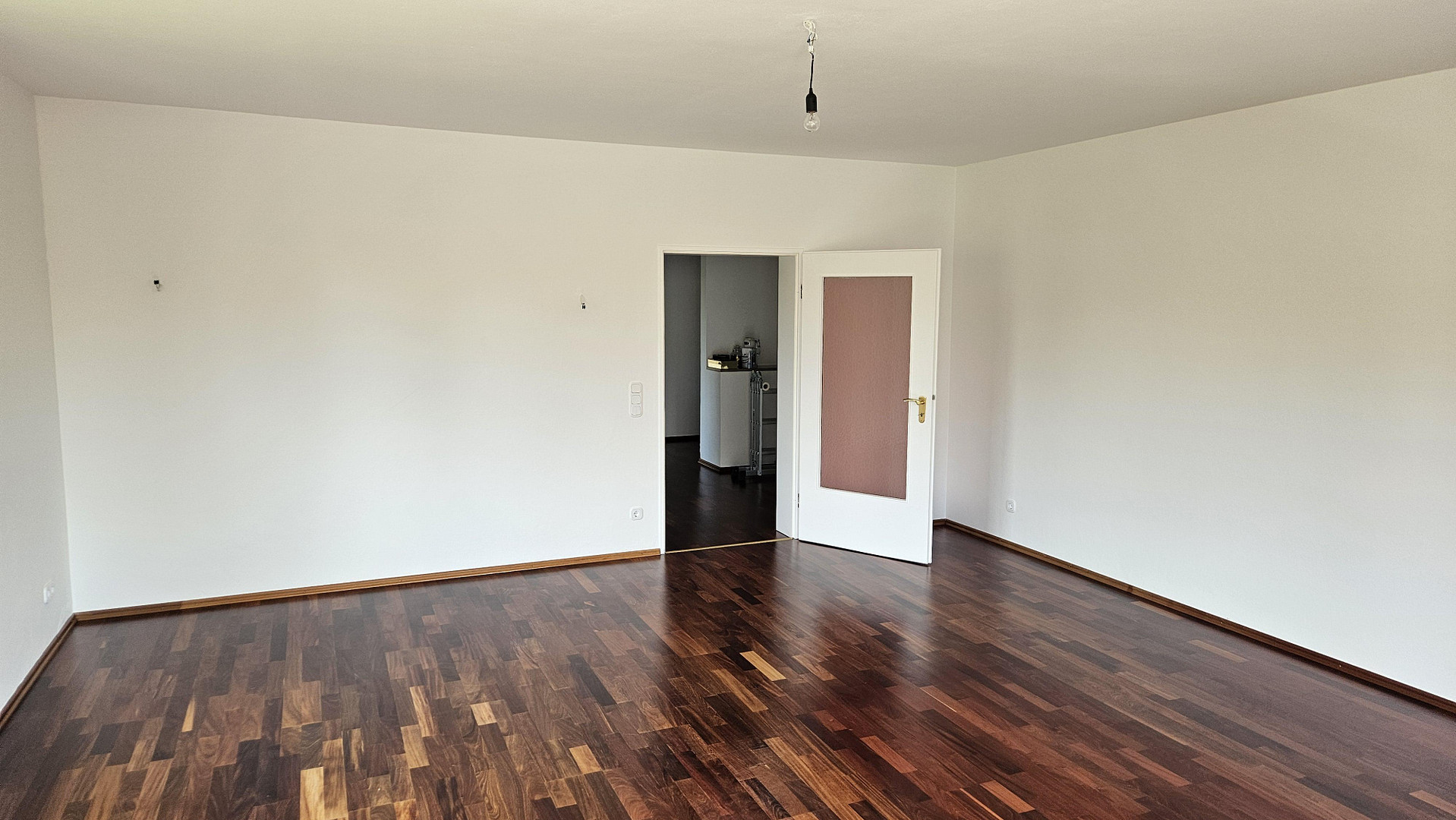 Sehr ruhige und sehr gut geschnittene 111 qm 3-Zimmer-Wohnung in Alt-Laim, wunderschöner Ausblick – Camerloherstr. 124, 80689 München(Laim) – Vorschaubild 6