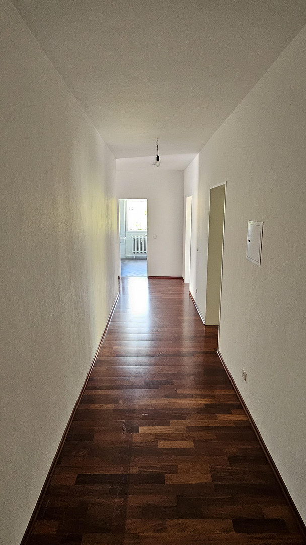 Sehr ruhige und sehr gut geschnittene 111 qm 3-Zimmer-Wohnung in Alt-Laim, wunderschöner Ausblick – Camerloherstr. 124, 80689 München(Laim) – Vorschaubild 16