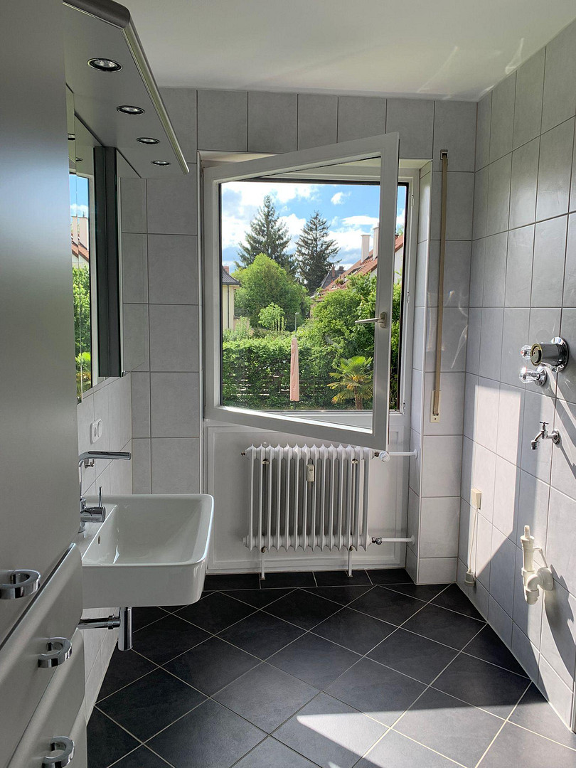 Sehr ruhige und sehr gut geschnittene 111 qm 3-Zimmer-Wohnung in Alt-Laim, wunderschöner Ausblick – Camerloherstr. 124, 80689 München(Laim) – Vorschaubild 13