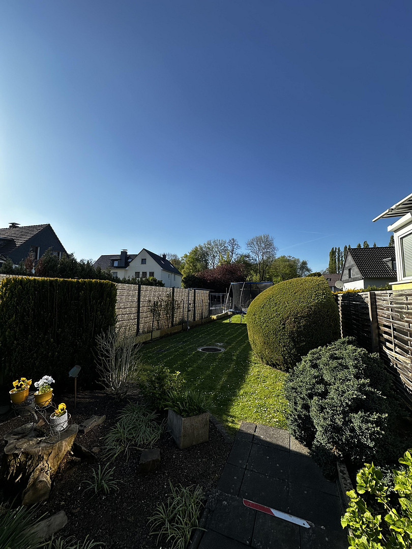 Fachwerkhaus mit großem Garten - provisionsfrei und sofort bezugsbereit – Holzkamp 10, 42699 Solingen – Vorschaubild 3