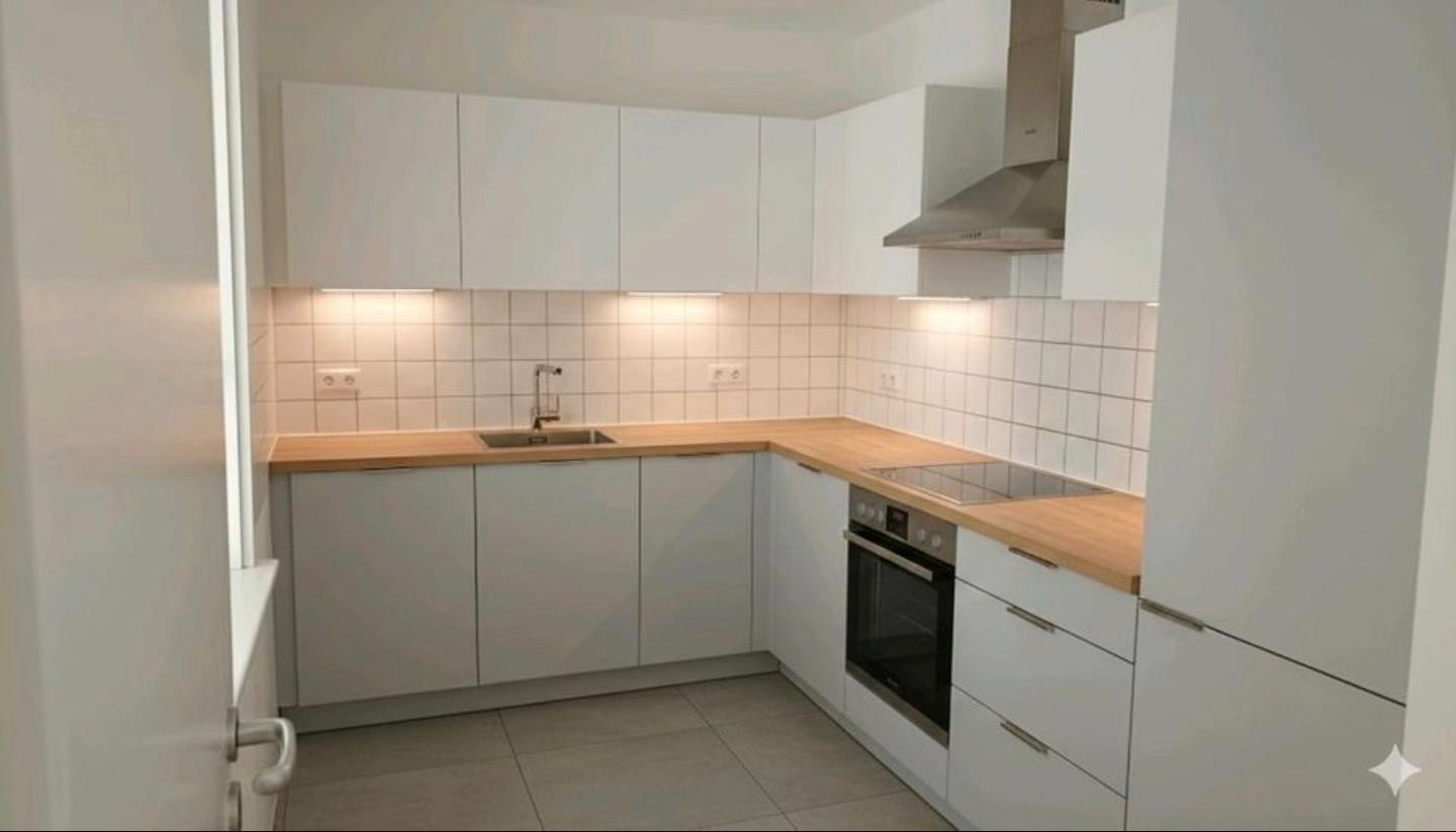 Renovierte 2 Zimmer Wohnung mit Balkon, EBK und optionalem Stellplatz – Stuttgarter Allee 37, 4209 Leipzig(Grünau) – Vorschaubild 3