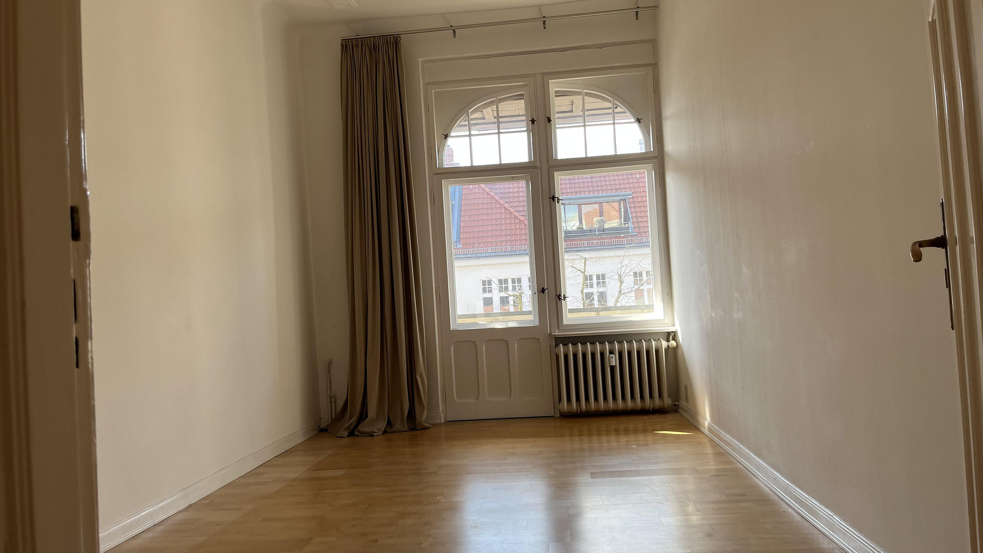 Außergewöhnliche 248 qm große Maisonette-Wohnung (4.OG & DG) mit Terrasse/Balkon/Loggia nahe Ku´damm – Berlin(Halensee) – Vorschaubild 10