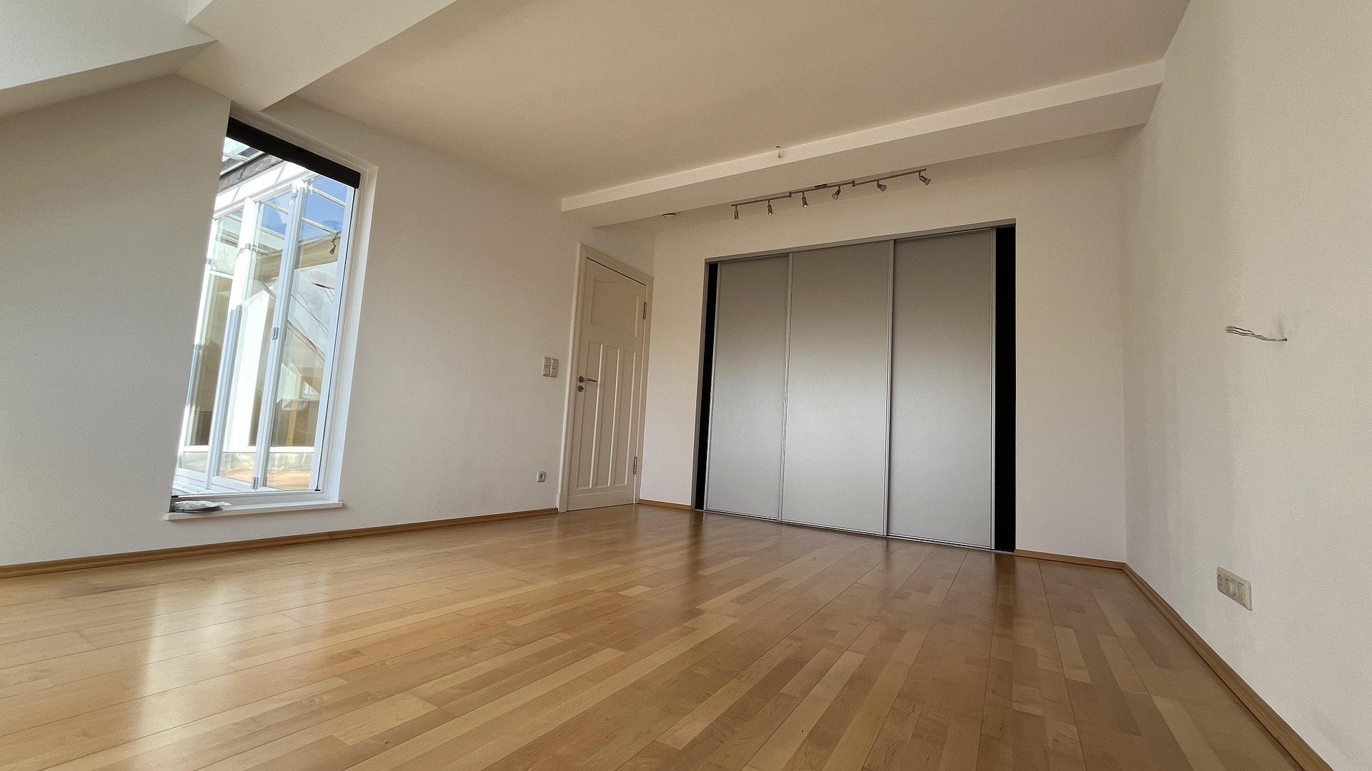Außergewöhnliche 248 qm große Maisonette-Wohnung (4.OG & DG) mit Terrasse/Balkon/Loggia nahe Ku´damm – Berlin(Halensee) – Vorschaubild 6
