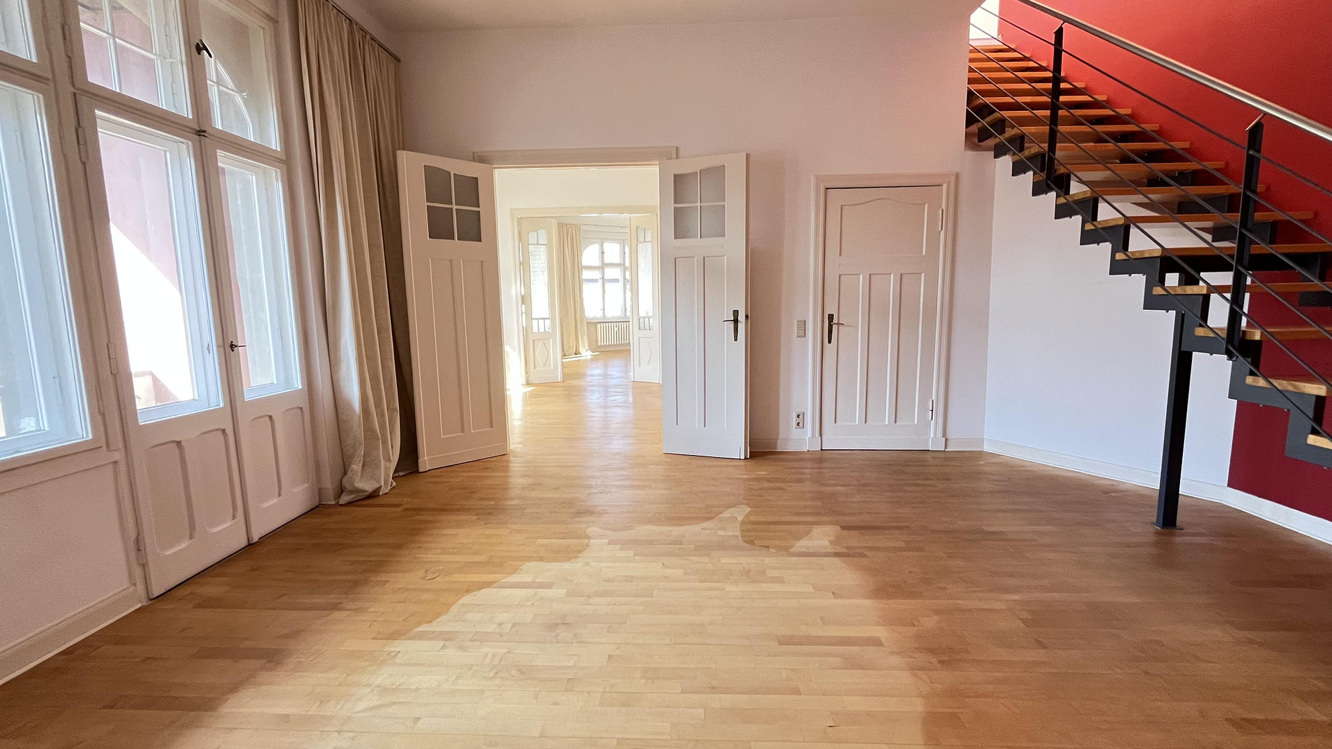 Außergewöhnliche 248 qm große Maisonette-Wohnung (4.OG & DG) mit Terrasse/Balkon/Loggia nahe Ku´damm – Berlin(Halensee) – Vorschaubild 8