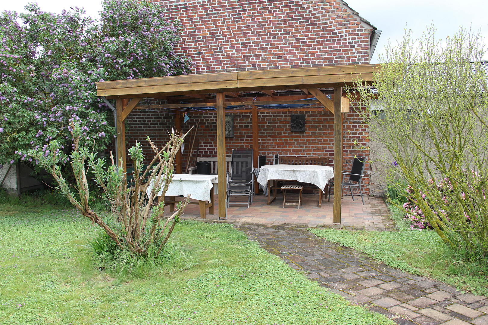 Zweigenerationenhaus mit Nebengebäuden und großem Garten – Jessen(Seyda) – Vorschaubild 5