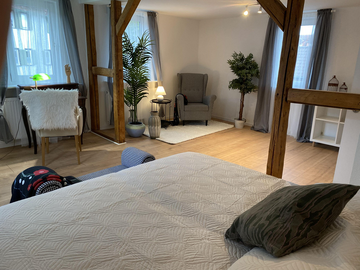 Charmantes Hofanwesen mit 3 Wohneinheiten, Garagen, Scheune und Hanggarten – Niddaer Str. 28, 61203 Reichelsheim(Blofeld) – Vorschaubild 13