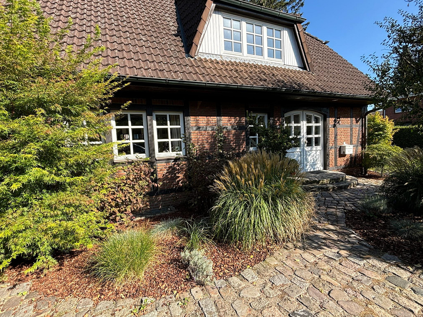 Exklusive Rarität: Eichenfachwerk-Einfamilienhaus an der Stadtgrenze Hamburg/Norderstedt – Norderstedt(Glashütte) – Vorschaubild 3