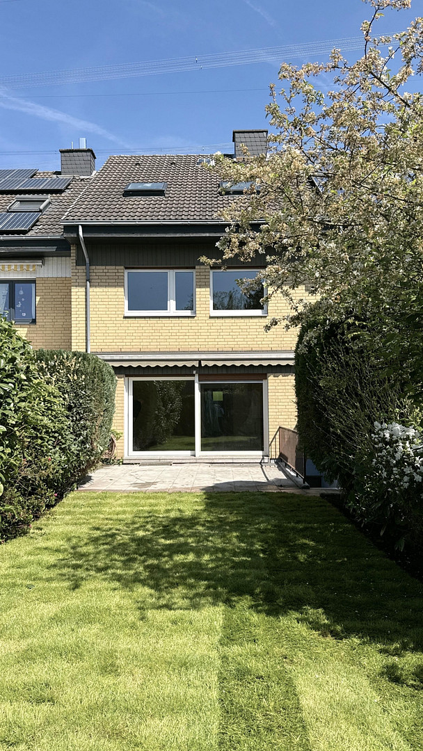 "Der Rohdiamant mit Substanz, Größe & Zukunft - Ihr Familienhaus in Kaarst" – Kampwebersheide 49, 41564 Kaarst – Vorschaubild 37