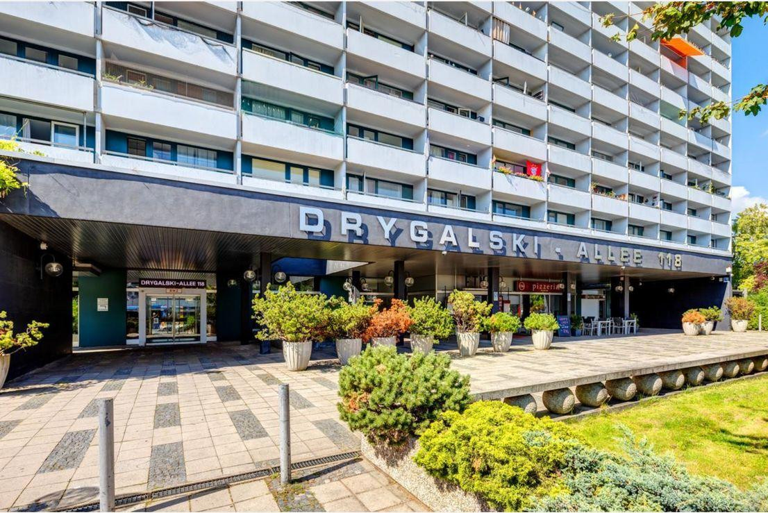 Erstbezug nach Sanierung - Löffelfertiges Apartment mit Balkon & Pool – Drygalski-Allee 118, 81477 München(Solln) – Vorschaubild 11