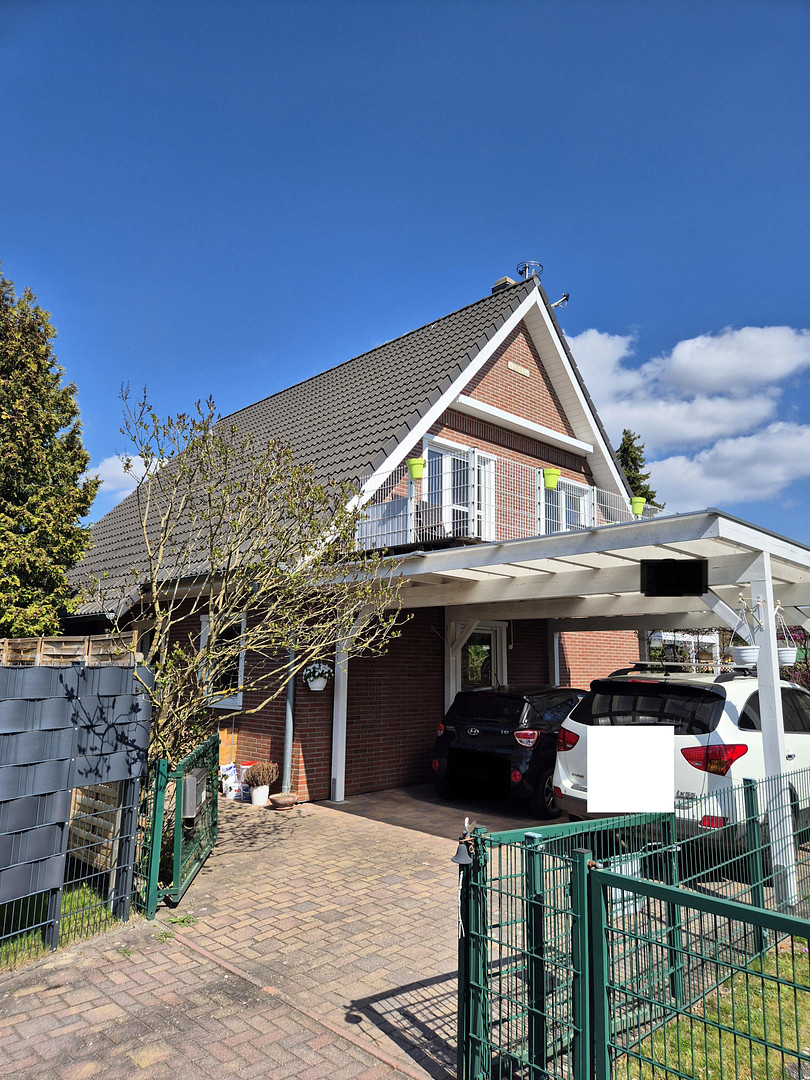 Haacke Haus mit Isolierklinker, Wärmepumpe und Photovoltaikanlage, 990.000 €- VB