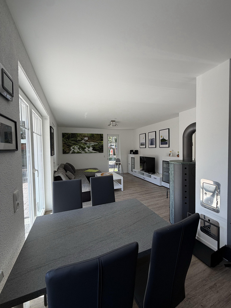 Ferienhaus an der Müritz | laufende Vermietung | ca. 28.000 € Jahresumsatz | provisionsfrei – Unter den Kiefern 68, 17207 Röbel/Müritz – Vorschaubild 24
