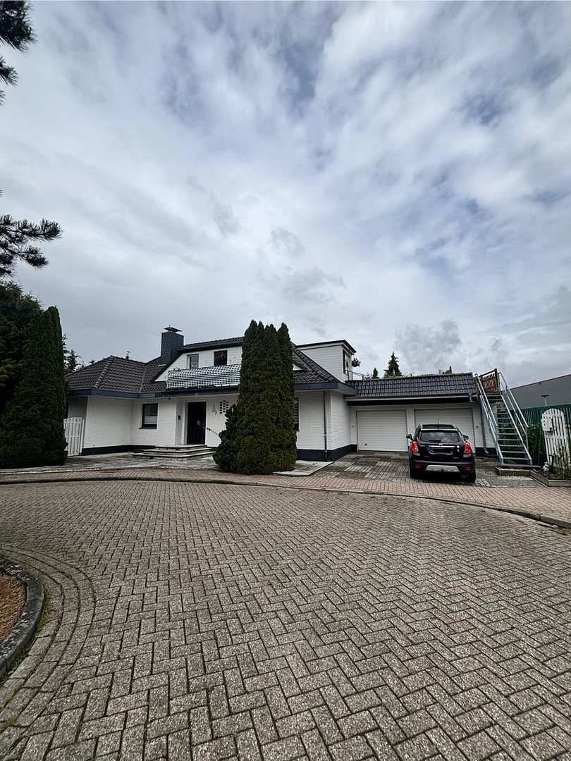 Besonderes Einfamilienhaus mit 195m² und vielen Extras – Isenkamp 7, 26131 Oldenburg(Eversten) – Vorschaubild 2