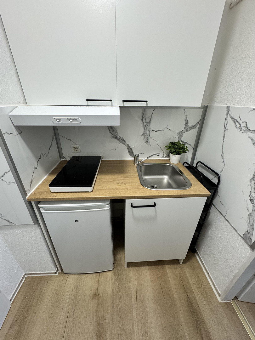 Moderne, vollmöblierte 1 Zimmerwohnung direkt am Kanal – Dompfaffstraße 140, 91056 Erlangen(Alterlangen) – Vorschaubild 5