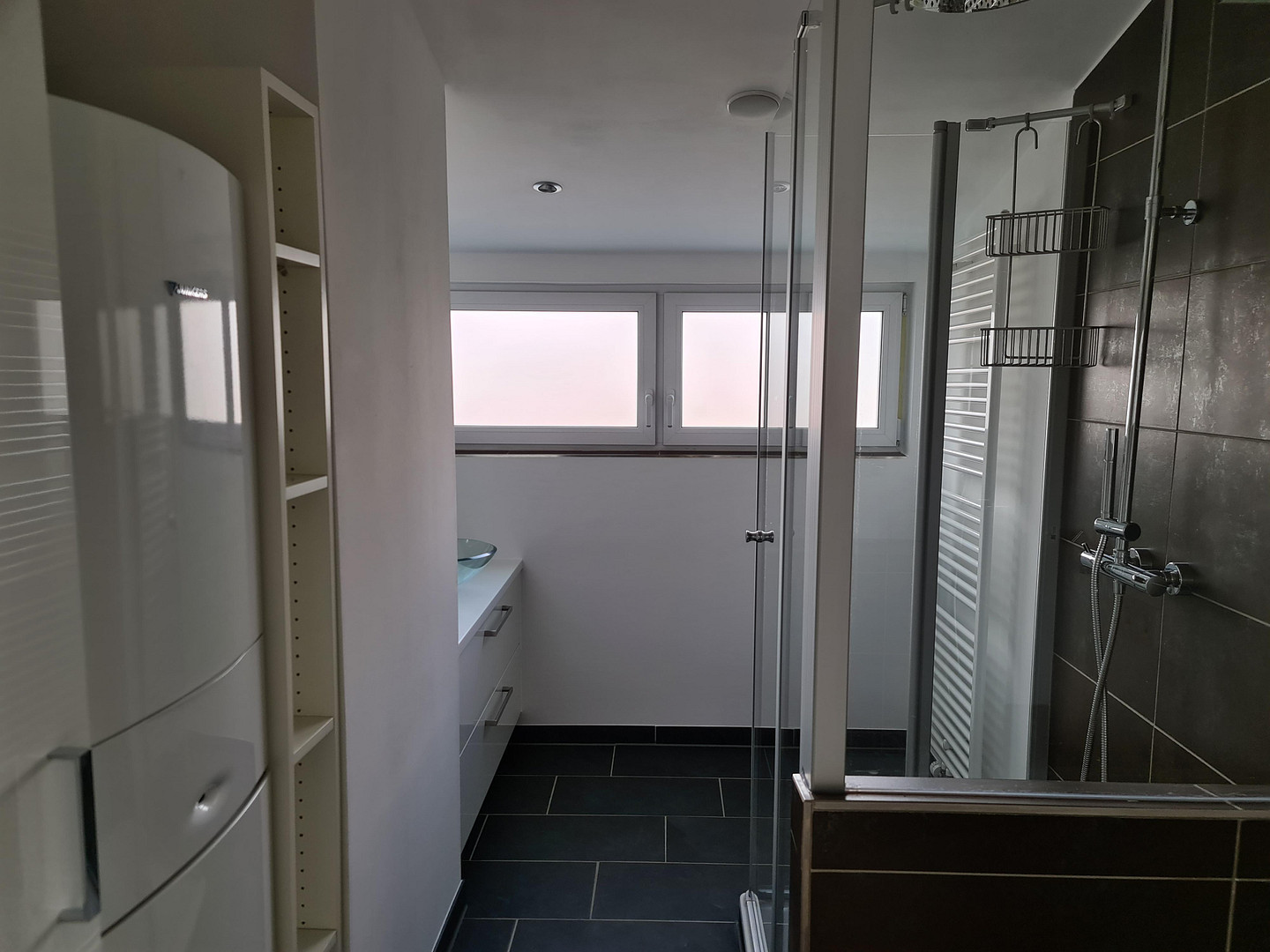 Exklusive 3,5-Zimmer-Dachgeschosswohnung mit Loggia, EBK und Stellplatz in Stuttgart – Werastraße 135, 70190 Stuttgart(Ost) – Vorschaubild 12