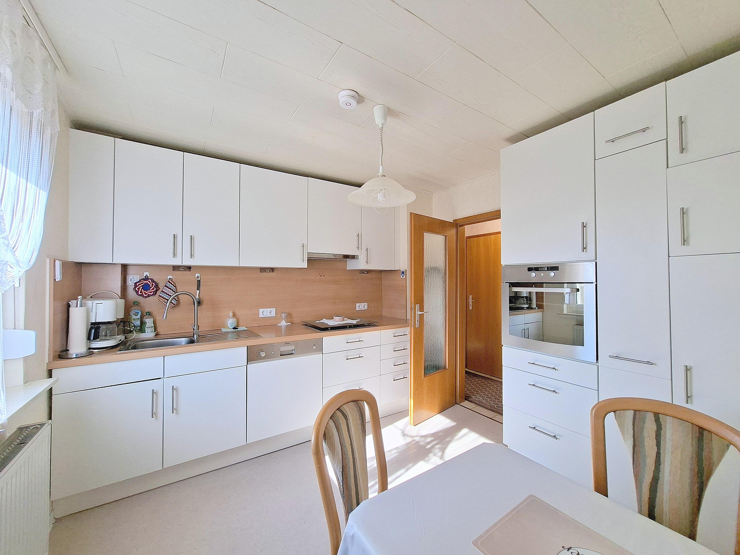 Freistehendes modernisiertes Zweifamilienhaus in Rumpenheim 7,5 Zimmer, 3 Bäder, gr. Garten, Garage – 63075 Offenbach Rumpenheim(Biebernsee) – Vorschaubild 12