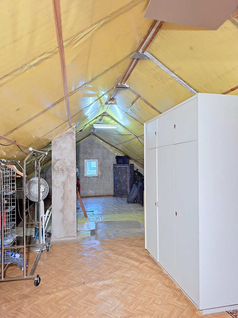 Freistehendes modernisiertes Zweifamilienhaus in Rumpenheim 7,5 Zimmer, 3 Bäder, gr. Garten, Garage – 63075 Offenbach Rumpenheim(Biebernsee) – Vorschaubild 24