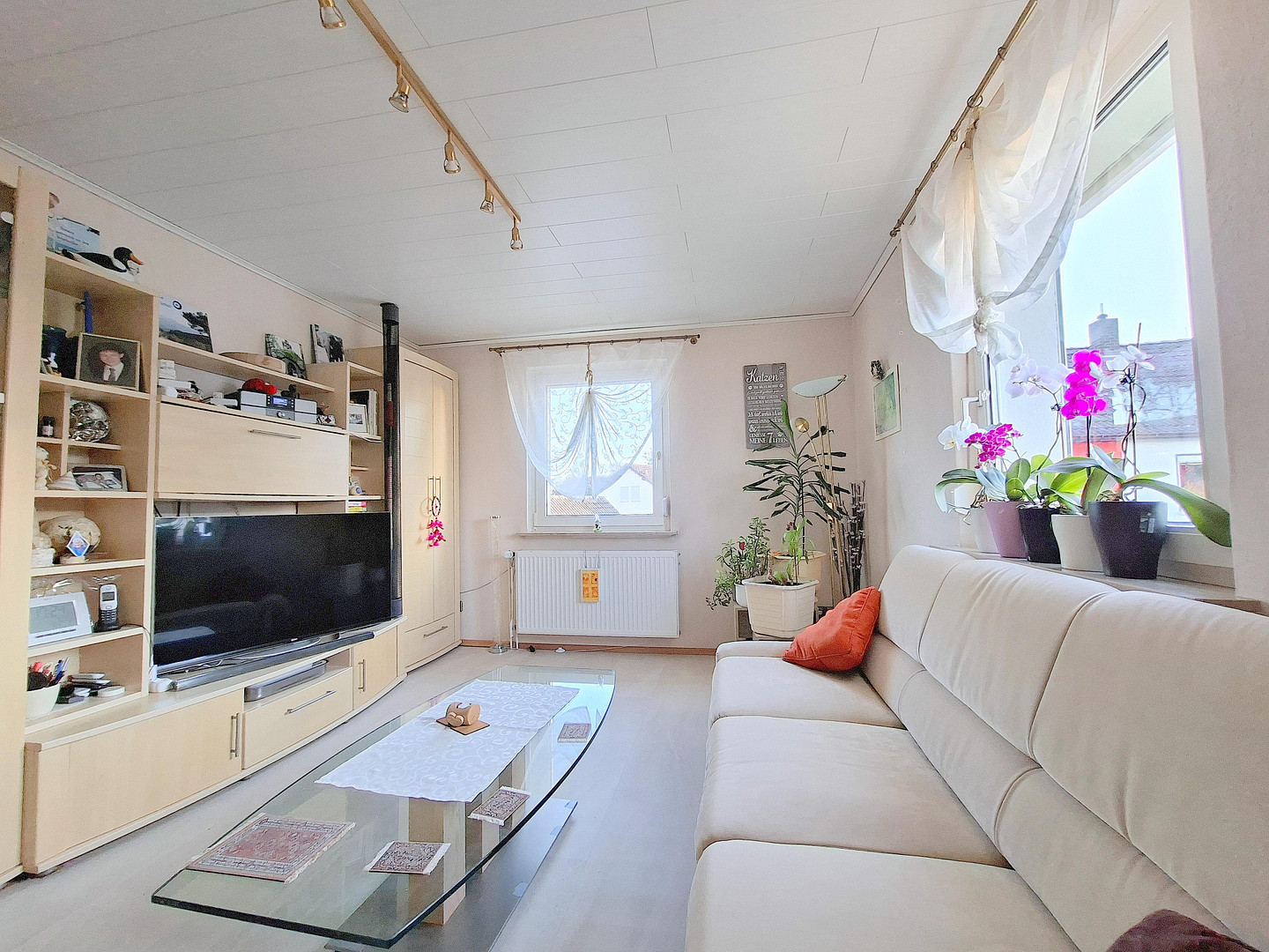 Freistehendes modernisiertes Zweifamilienhaus in Rumpenheim 7,5 Zimmer, 3 Bäder, gr. Garten, Garage – 63075 Offenbach Rumpenheim(Biebernsee) – Vorschaubild 15