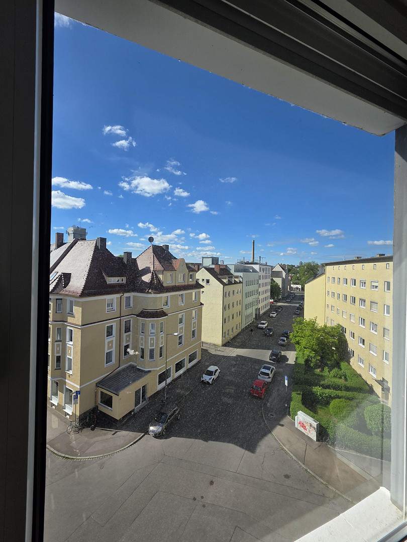 Attraktive WG-geeignete Kapitalanlage in modernisiertem Mehrfamilienhaus – Brücken Str. 27, 86153 Augsburg(Innenstadt) – Vorschaubild 2