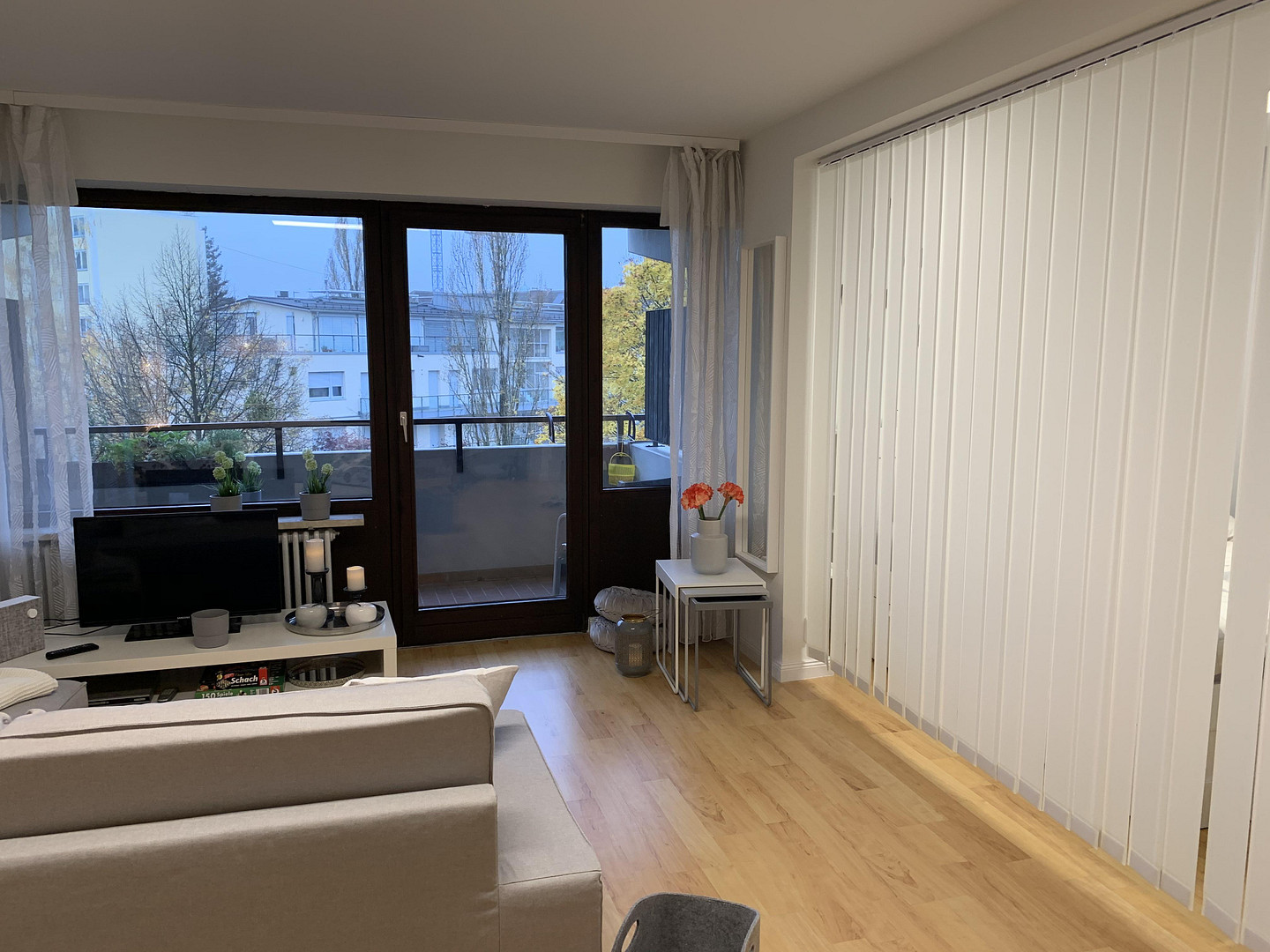Lichtdurchflutete, sonnige Wohnung Olympiapark/ FH/ Neuhausen – München(Neuhausen) – Vorschaubild 9