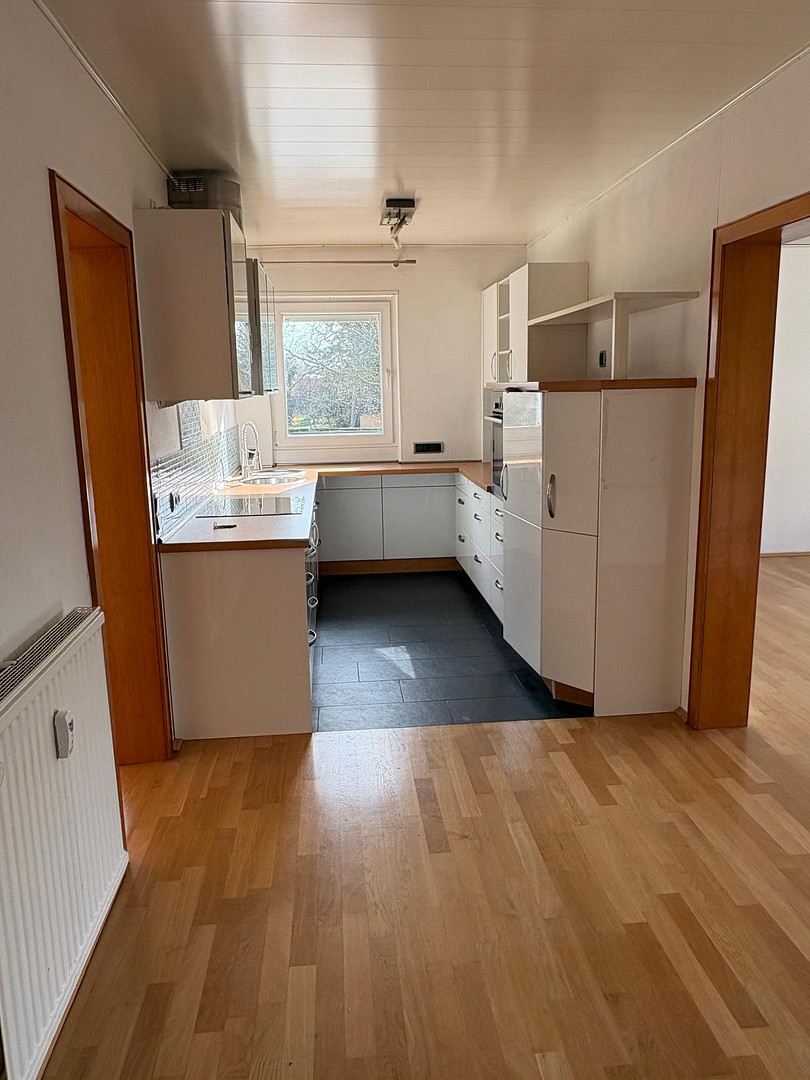 Wohnung mit großer Terrasse Zentraler Lage – Oelkerstraße 18, 33699 Bielefeld – Vorschaubild 3