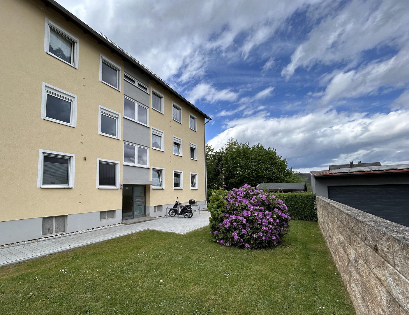 Endlich Zuhause – vollsanierte 3-Zimmer-Wohnung in Schwandorf - Weinberg – Grillparzerplatz 9a, 92421 Schwandorf – Vorschaubild 14