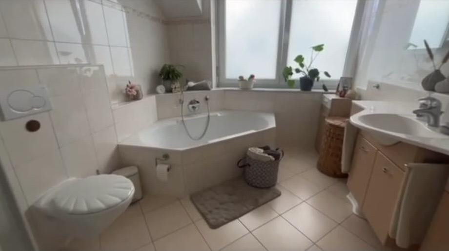 Wohnen mit Gartenidylle in Engen – modernes EFH mit Terrasse, Balkon & 5,5 Zimmer – Engen – Vorschaubild 15