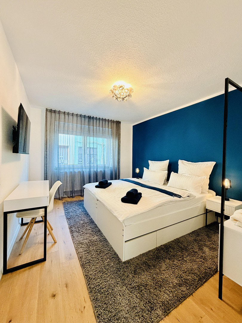 Top saniertes Mehrfamilienhaus mit vier komplett möblierten 2-Zimmer-Design-Apartments! – Karlsruhe(Rintheim) – Vorschaubild 3
