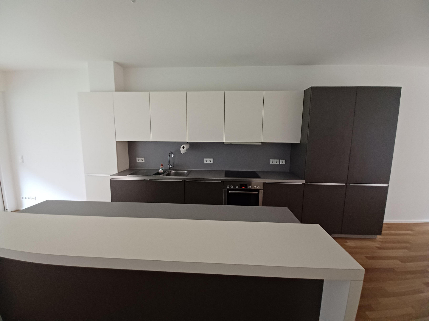Courtagefrei! Loftartige 3-Zimmer-Wohnung mit Gästeappartement – Hamburg(Hafencity) – Vorschaubild 4
