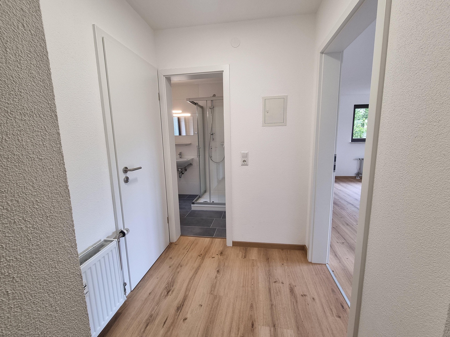 Provisionsfrei! 1,5 ZiWhg NEU modernisiert am Stadtpark 5 Min. zur S-Bahn, Porsche/Bosch – Stuttgart(Zuffenhausen) – Vorschaubild 7