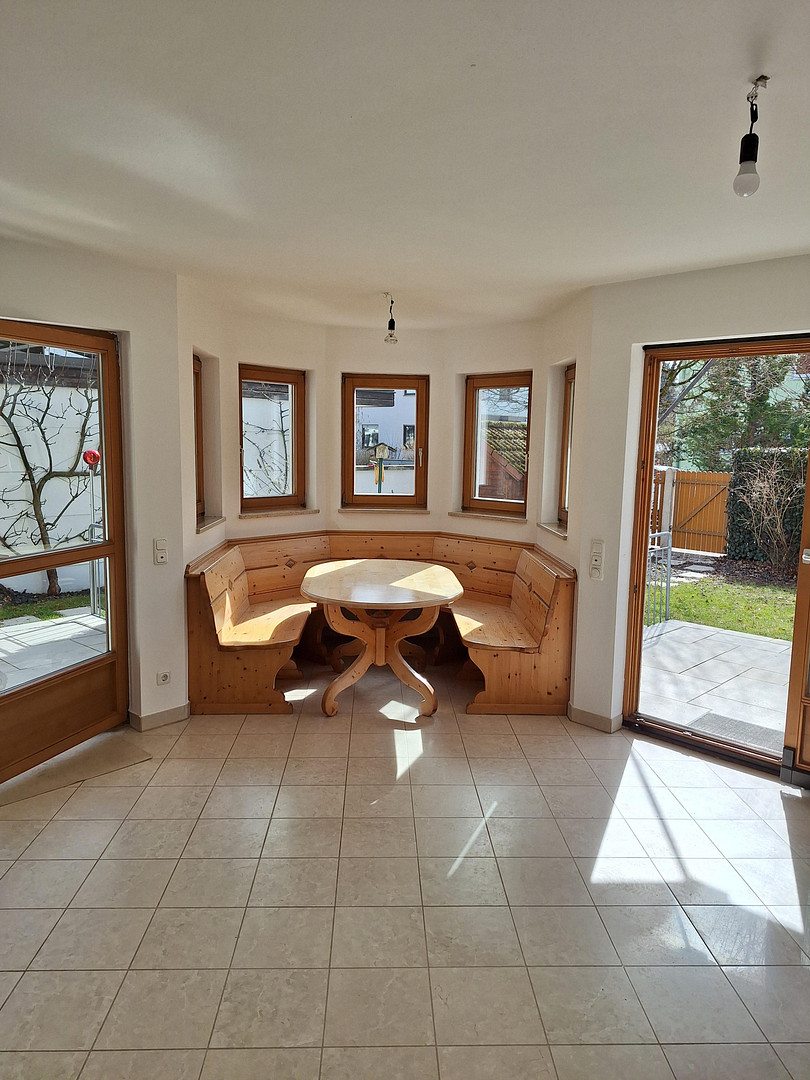 Lichtdurchflutete 3 Zi-Garten-Maisonette-Wohnung in ruhiger Lage – 81827 München – Vorschaubild 2