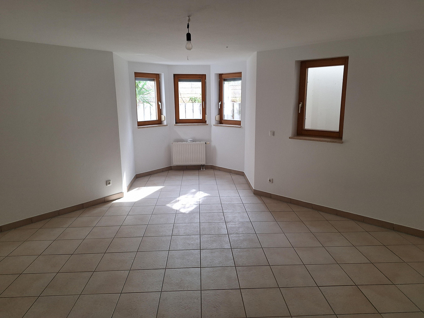 Lichtdurchflutete 3 Zi-Garten-Maisonette-Wohnung in ruhiger Lage – 81827 München – Vorschaubild 8