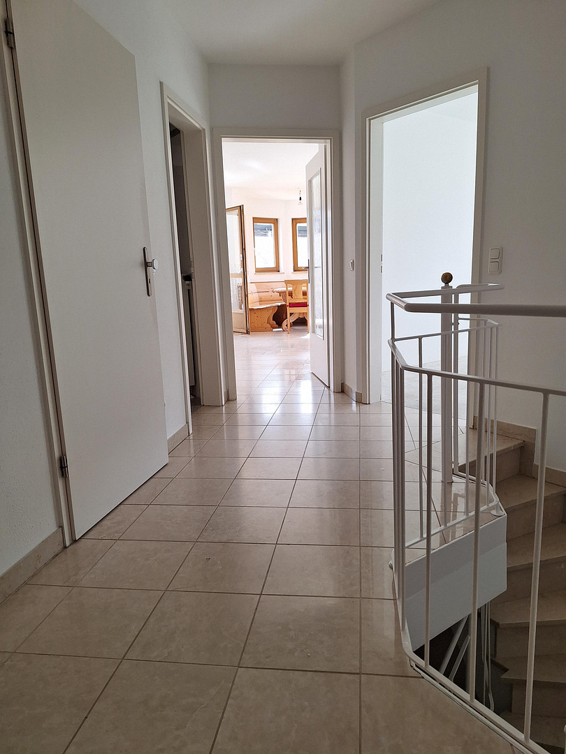 Lichtdurchflutete 3 Zi-Garten-Maisonette-Wohnung in ruhiger Lage – 81827 München – Vorschaubild 6