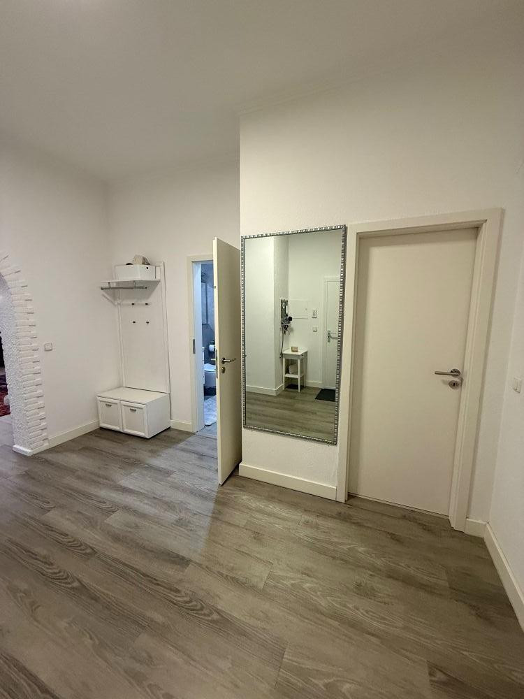 Provisionsfreie helle und moderne 3-Zimmer Wohnung mit Balkon – Krefeld(Cracau) – Vorschaubild 2