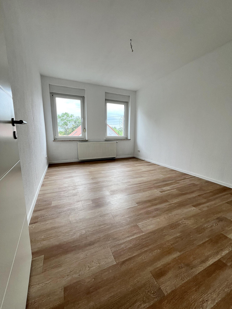 Große 4-R-Wohnung | EBK | großes WoZi | Balkon | 2 Bäder – Stötteritzer Landstraße 30, 4288 Leipzig(Holzhausen) – Vorschaubild 8