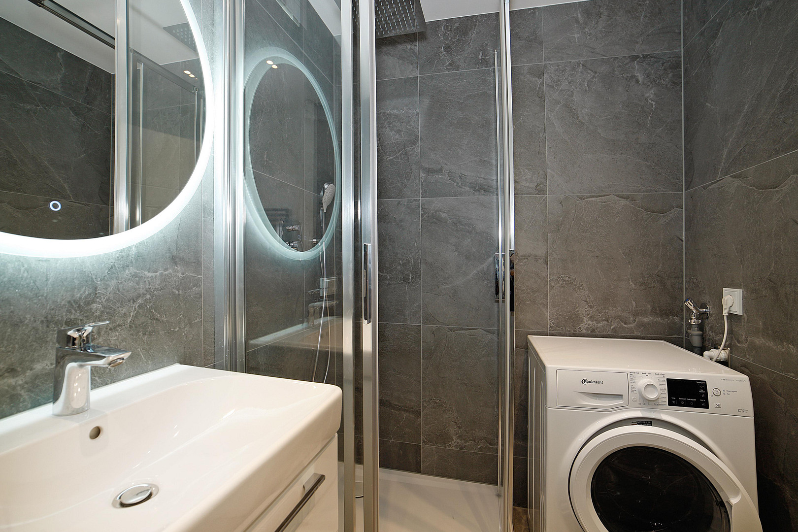 Apartment mit Balkon und EBK - komplett saniert und möbliert – Tettnanger Str. 4, 81243 München(Aubing) – Vorschaubild 7