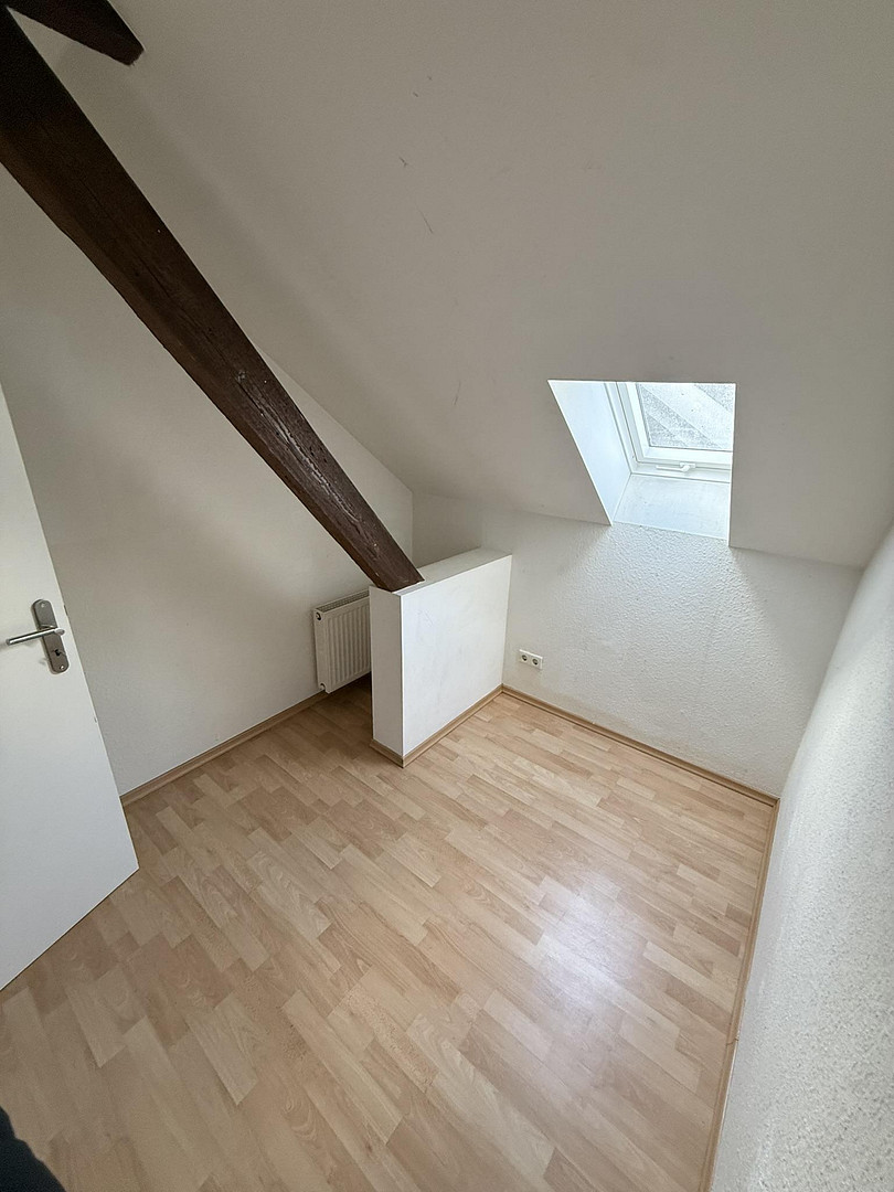 2,5 Zimmer Dachgeschoss-Wohnung in Krefeld-Fischeln - Küche inklusive – Krefeld(Fischeln) – Vorschaubild 12